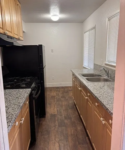 1031 Moss Rd #10 — Photo 1