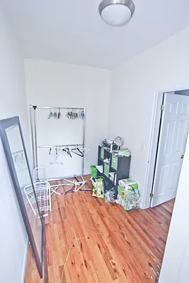 Rented by Jonis Realty | media 15