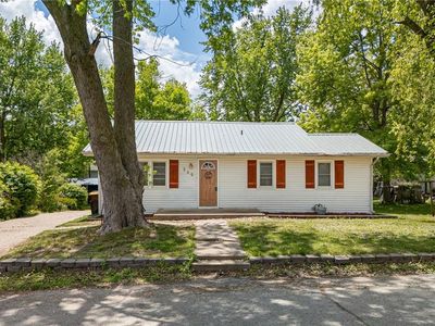 906 W Pearl St, Savannah, MO, 64485