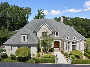 10831 Ladue Rd, Saint Louis, MO 63141