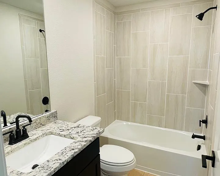 1320 Windermere Way — Photo 6