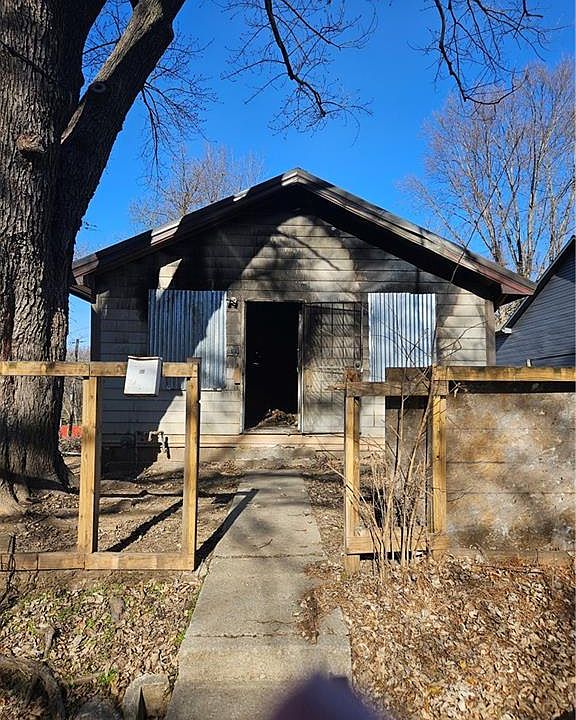 1st image of 8602 Smart Ave