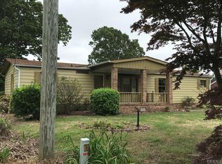 154 River Shore Dr, Hertford, NC 27944