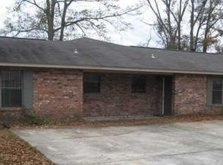 1109 Hickory Dr, Long Beach, MS 39560
