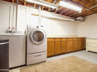 14475 Oak St, Omaha, NE 68144