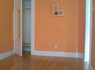 305 E 3rd St, Brooklyn, NY 11218