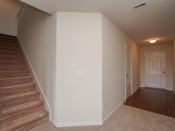 4th image of 20003 Linden Spruce Ln