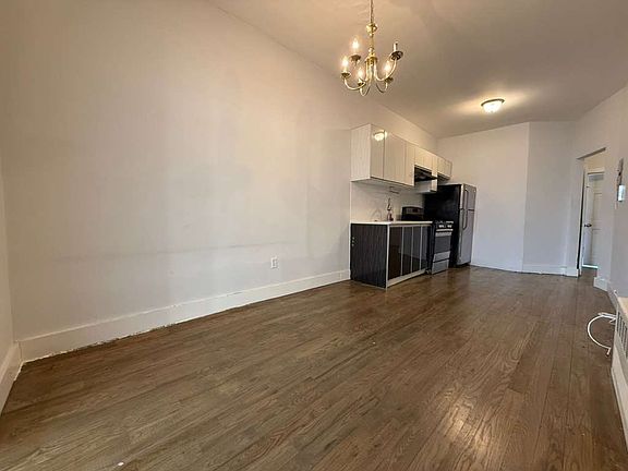 3rd image of 1297 Saint Marks Ave APT 2L