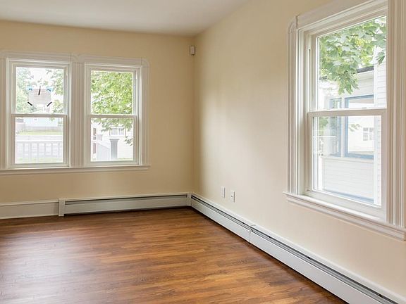 5th image of 114 Liberty St