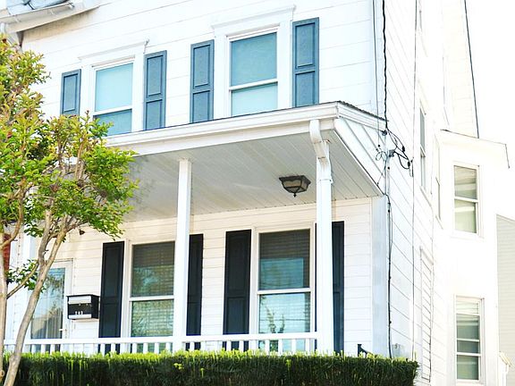 3rd image of 203 Woodlawn Ave