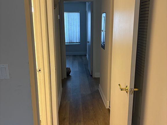 4th image of 3802 N Lake Dr Unit 20