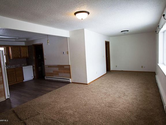4th image of 17898 132nd Ave NE