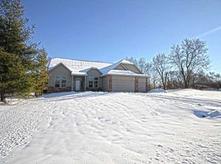 10527 Chicory Ridge Way, Roscoe, IL 61073