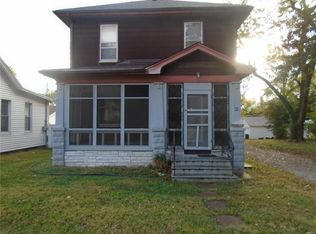416 N 5th St, Belleville, IL 62220