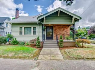 2038 SE 32nd Pl, Portland, OR 97214