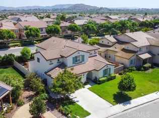7566 Rose Marie Ln, Corona, CA 92880