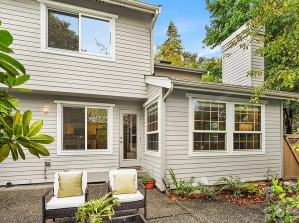 319 145th Place SE, Bellevue, WA 98007