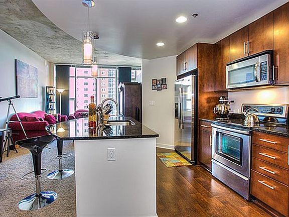 4th image of 891 14th St Unit 1414