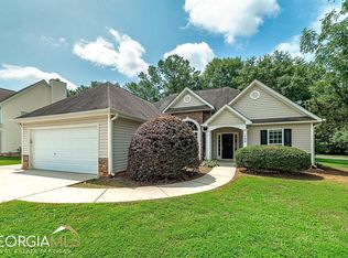 700 Paul Revere Dr, Locust Grove, GA 30248