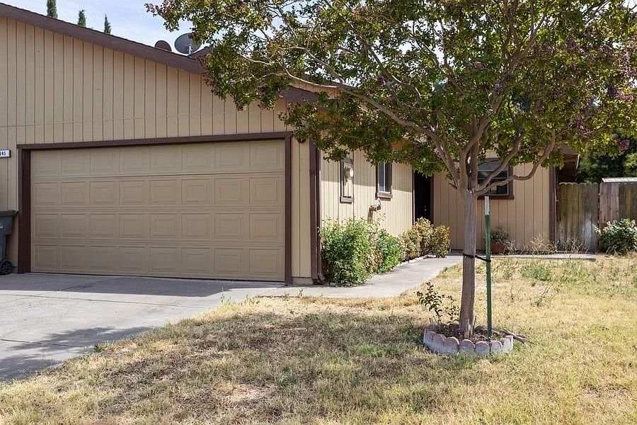 1st image of 145 Muir Cir