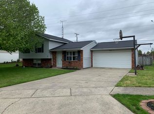 709 Creekview Dr, Heath, OH 43056