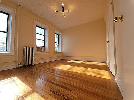 5th image of 937 63rd St #C7