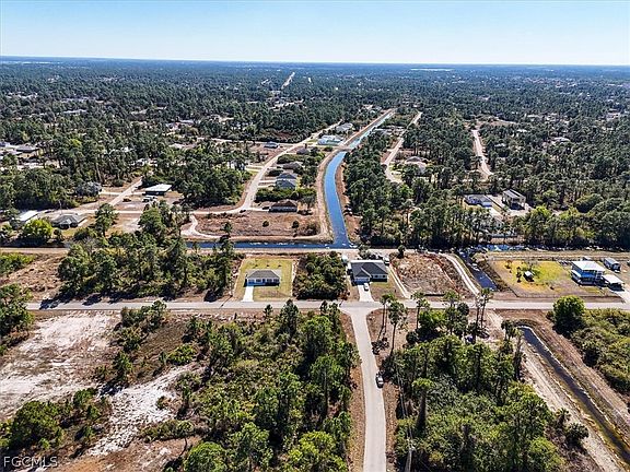 4th image of 954 Lakeside Dr