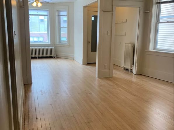 122 W 4th St #122B
