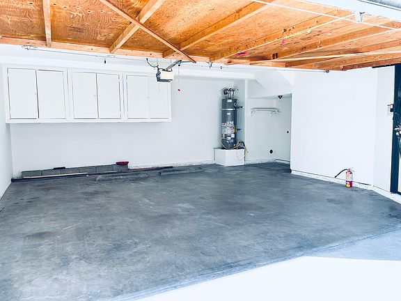 5th image of 123 Diamond St #C