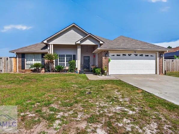 2138 Walberg Dr, Hinesville, GA 31313