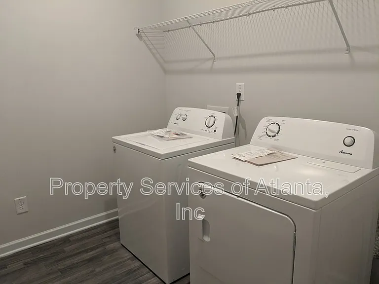 7594 Rudder Cir — Photo 15