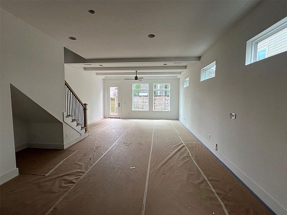 5th image of 5339 A Larkin St
