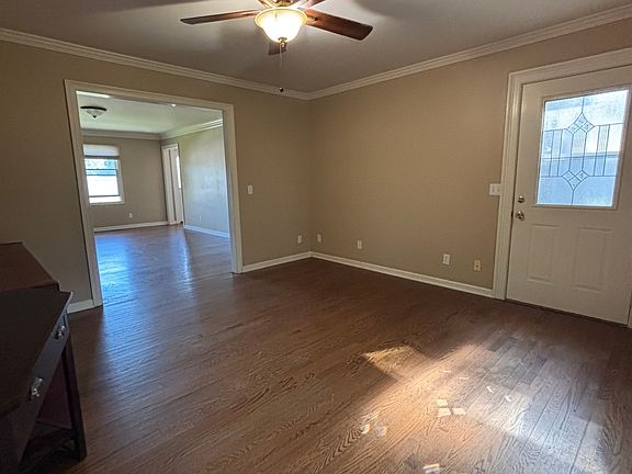 5th image of 36 Nicholas Ave