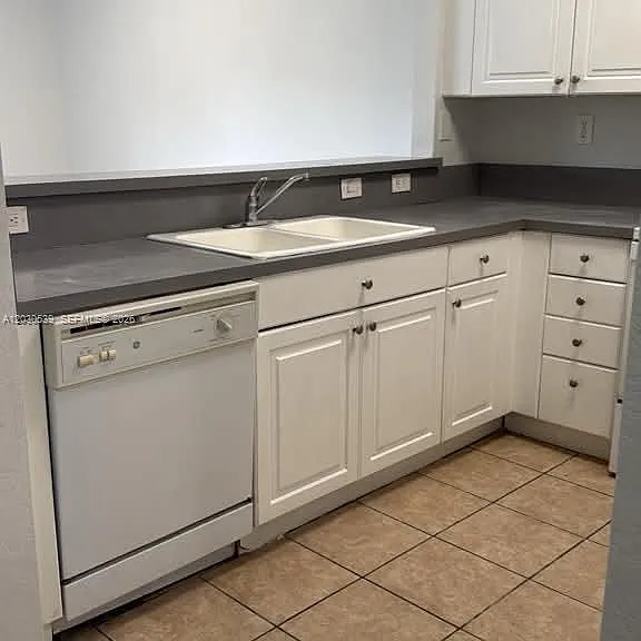 1398 NE 33rd Ave #101-25 — Photo 5
