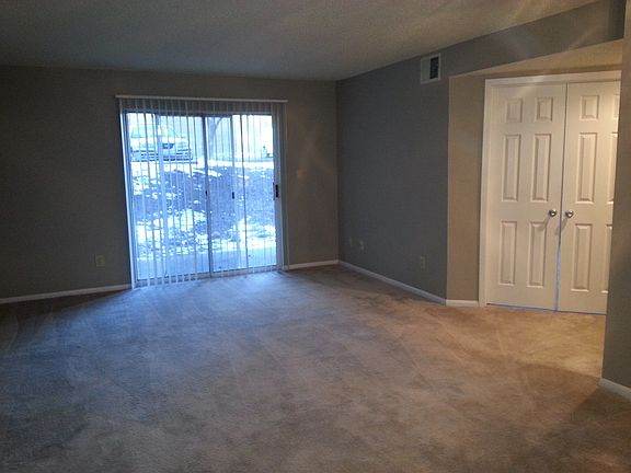 5th image of 12553 Lighthouse Way Dr APT F