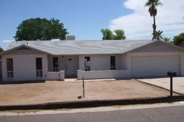 855 E Viola St — Photo 37