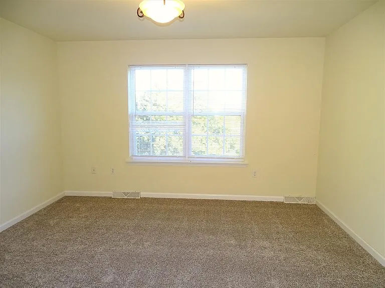 104 Park Place Cir — Photo 10