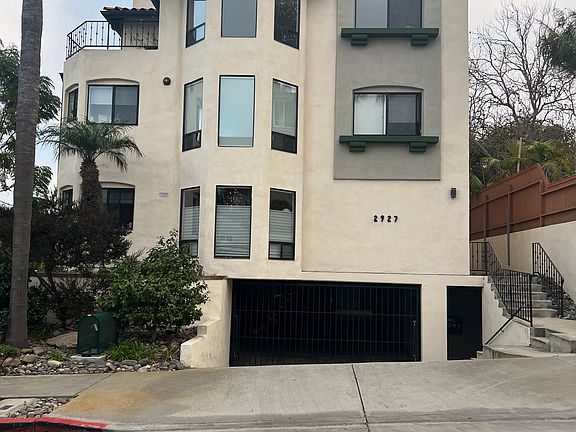 5th image of 2927 Kellogg St #D