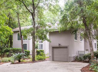 124 Conifer Ln, Johns Island, SC 29455