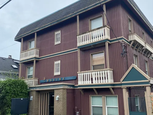 The Marina, 1908 8th Ave N APT 6, Seattle, WA 98109
