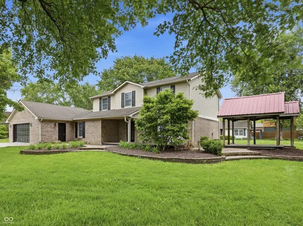 8764 N 700 W, Fountaintown, IN 46130