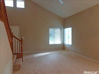 4th image of 2737 Gleneagles Dr