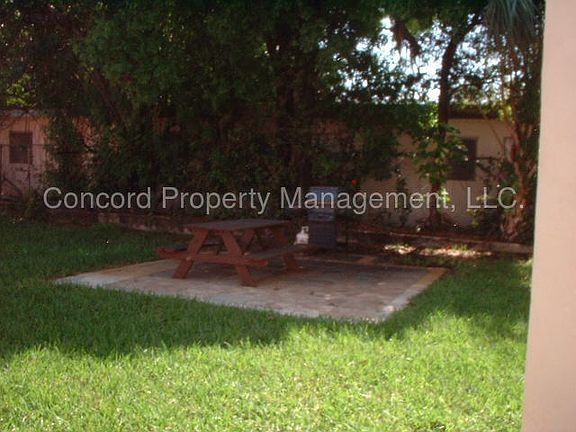 3rd image of 400 Cooley Ave APT 12