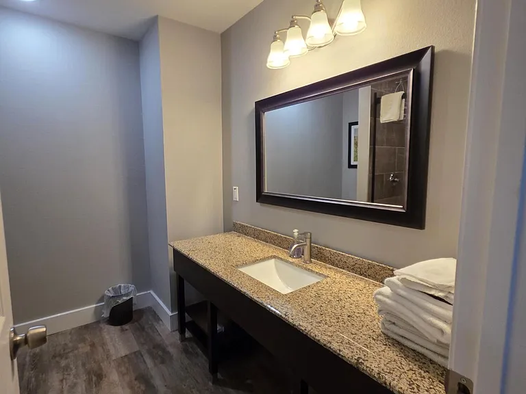 107 E Orchard Loop #107 — Photo 9