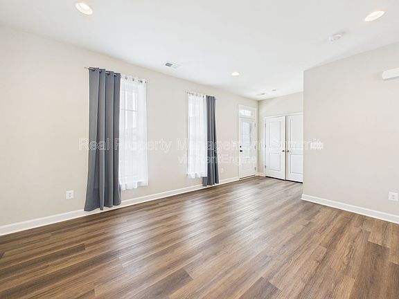 2nd image of 3284 Charleston Blvd