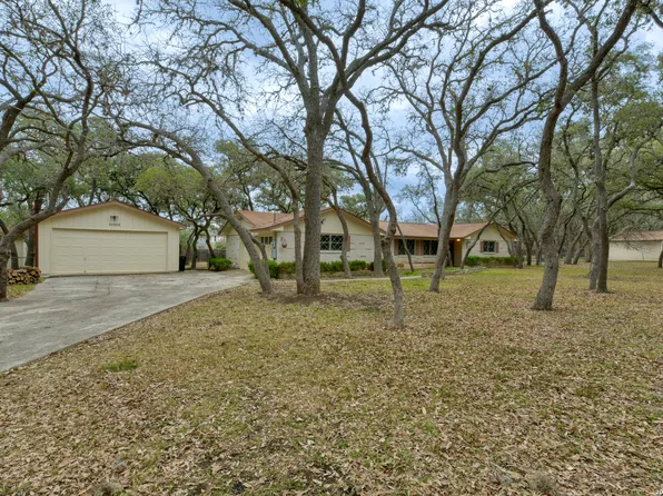 25202 N Saddle Trl, San Antonio, TX 78255
