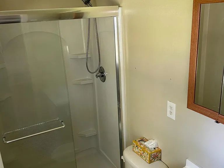 22696 Bellwood Ln — Photo 6