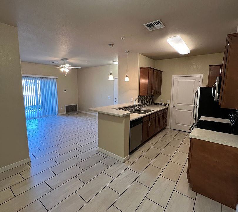 1st image of 2525 E Siesta Ln APT 206