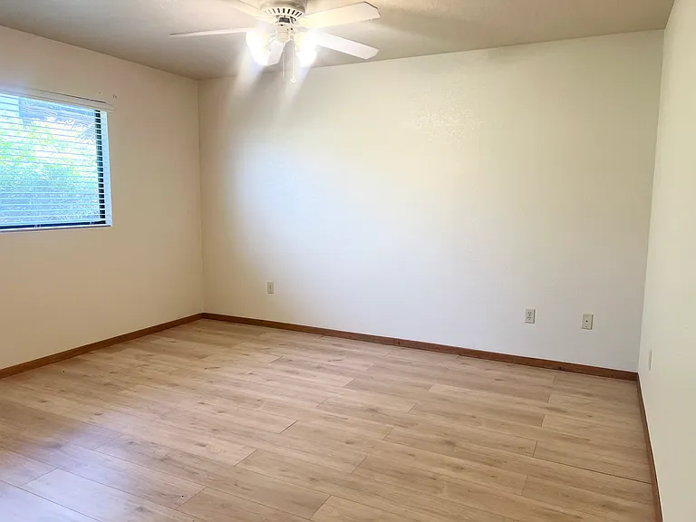 739 Chardonnay Pl — Photo 16