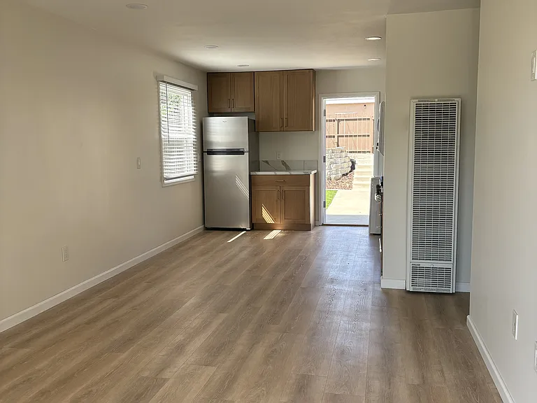 3436 Clairemont Mesa Blvd — Photo 2